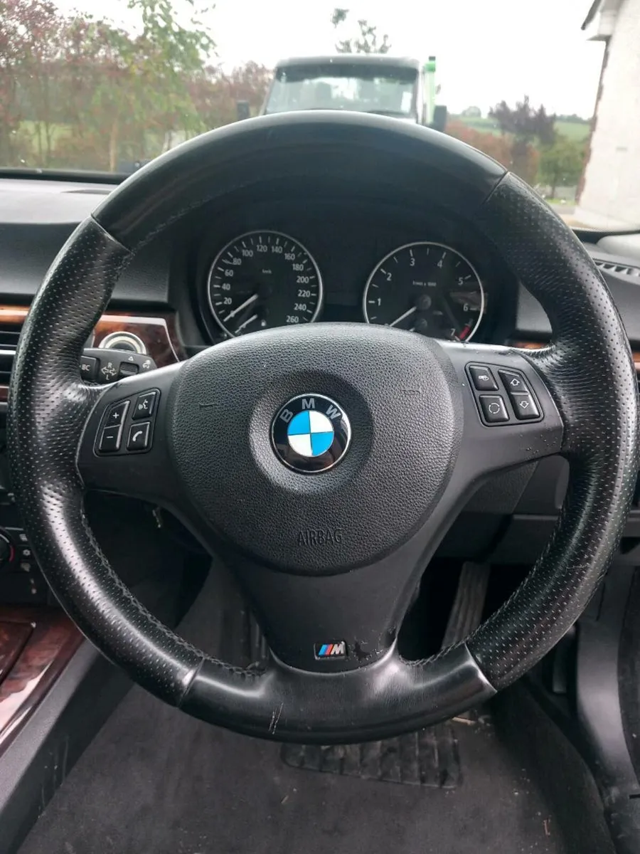 Bmw e90 316se - Image 3