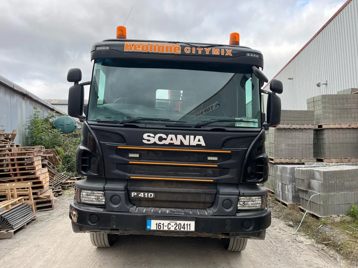 Scania 2016 Grab Truck - Image 4
