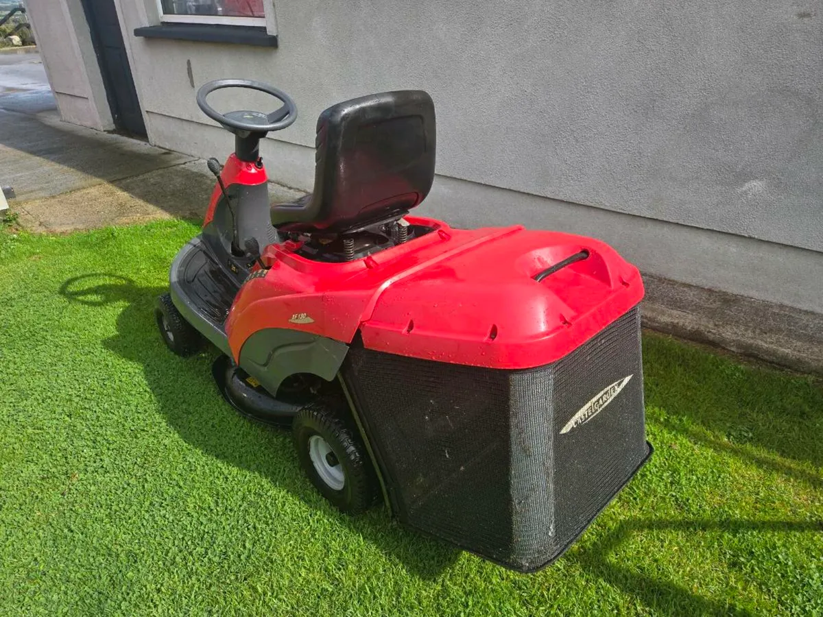 Castle Gardens lawnmower for sale - Image 3