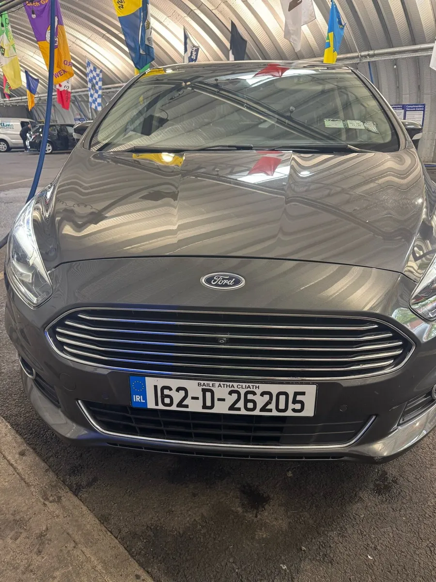 FORD S MAX TITANIUM - Image 1