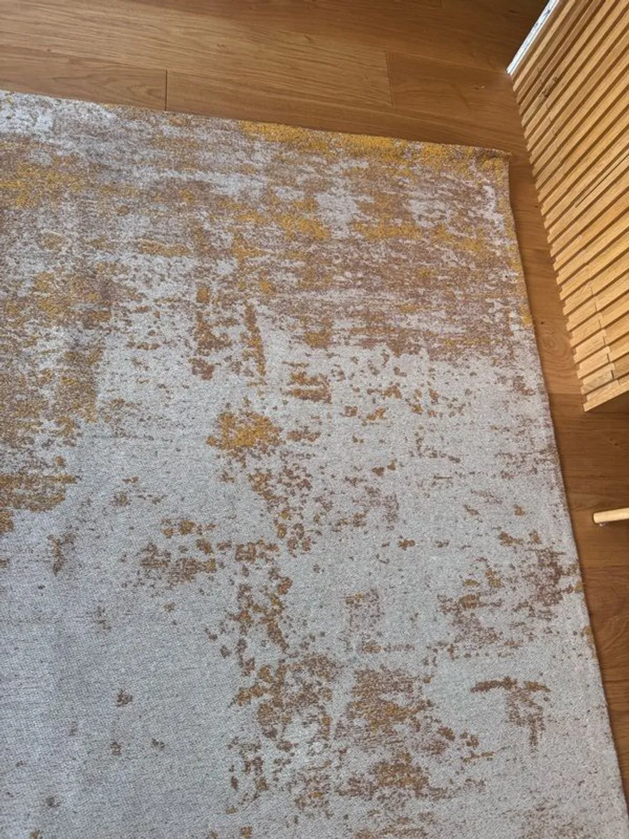 rug - Image 3