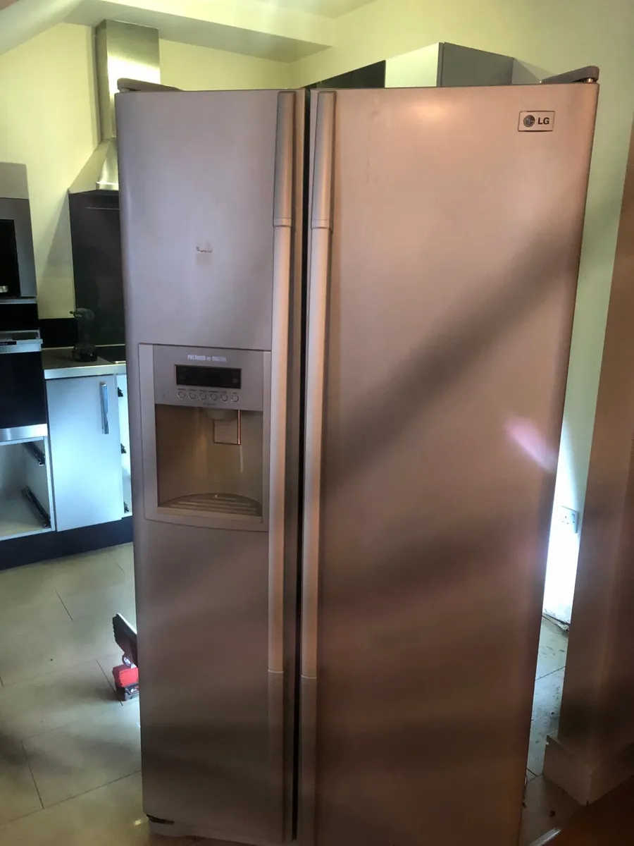 Fridge freezer