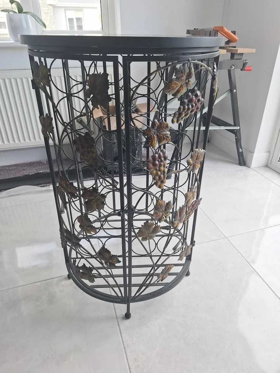 Wine rack - Image 1