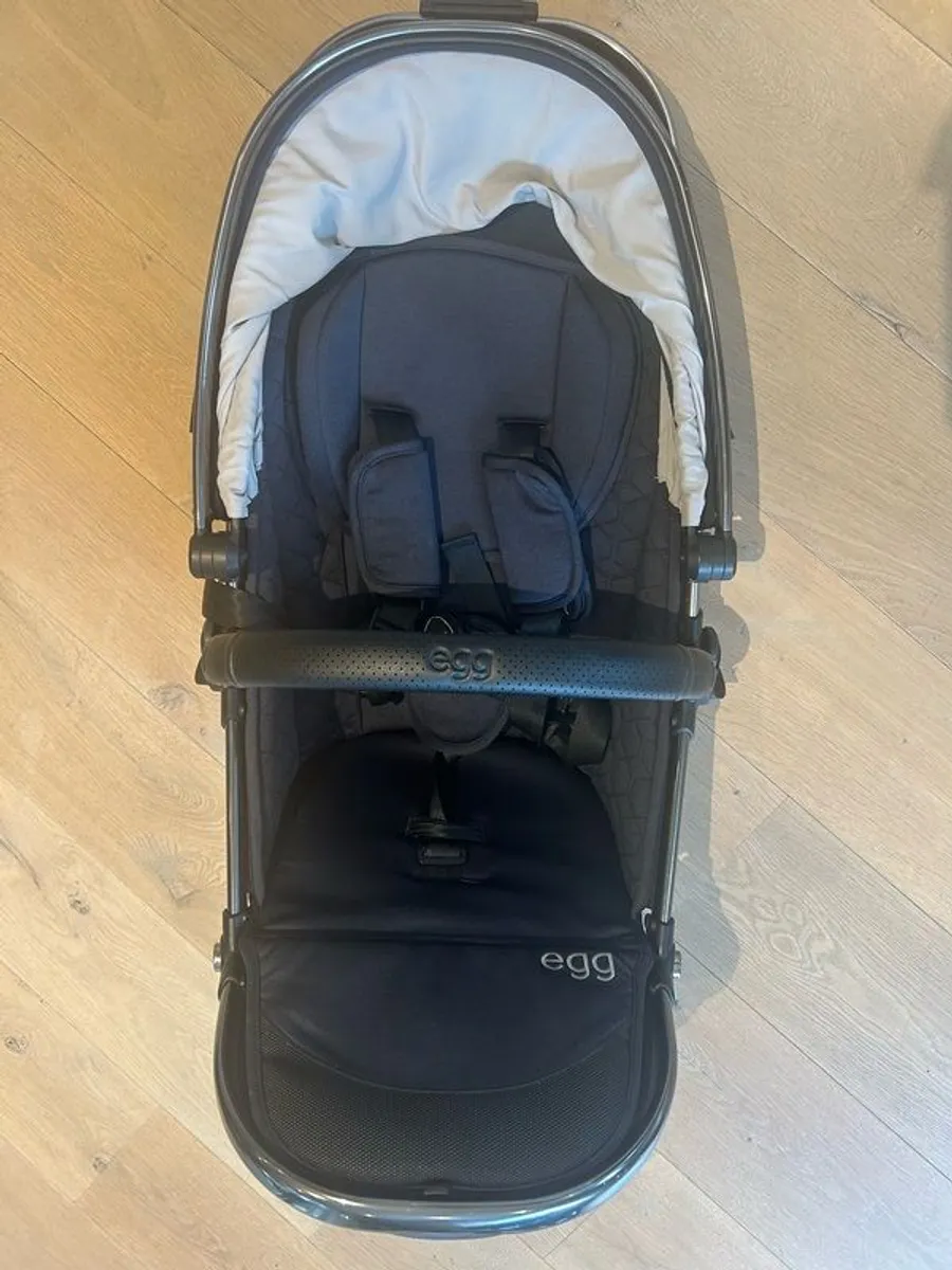 Egg travel system - Image 4