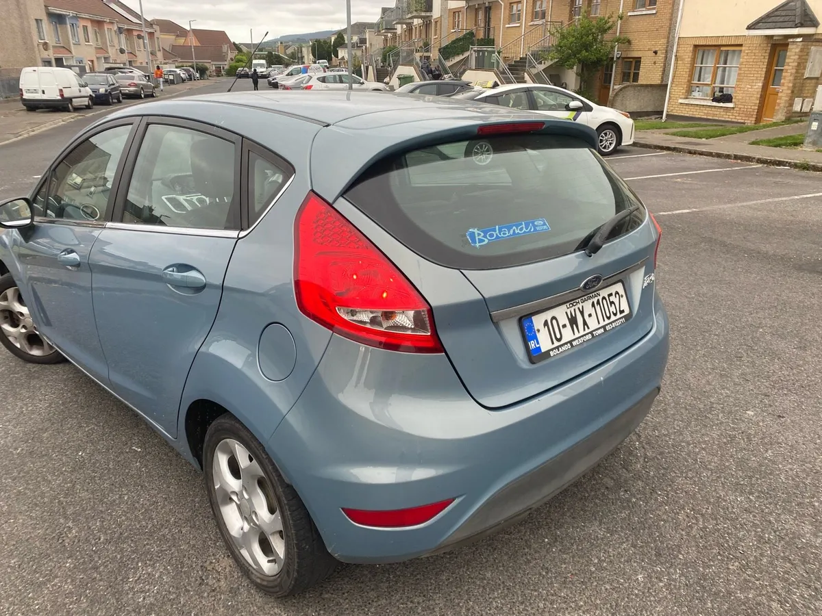 Ford Fiesta - Image 4