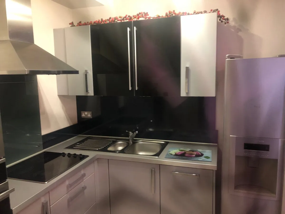 Kitchen - Image 3