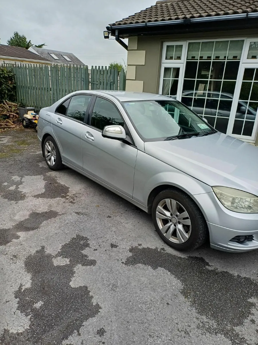 Mercedes-Benz C-Class 2008 - Image 4