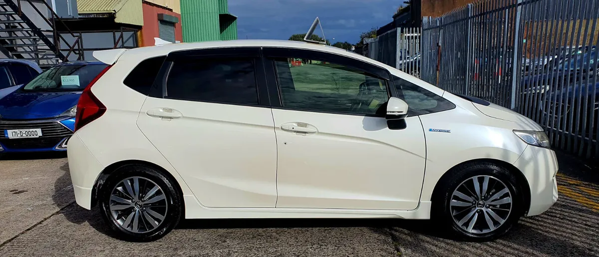 2016 Honda Fit Hybrid | S Package - Image 4