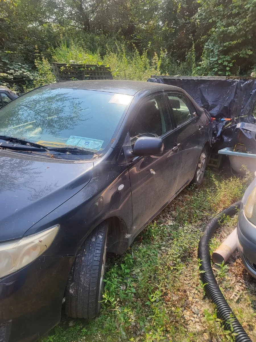Toyota Corolla 1.4 Dsl - Image 2