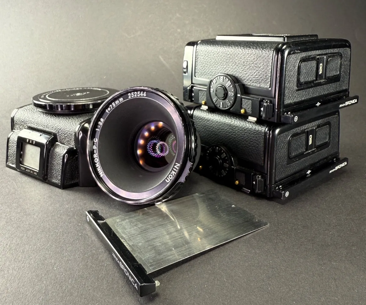 Bronica bits - Image 1