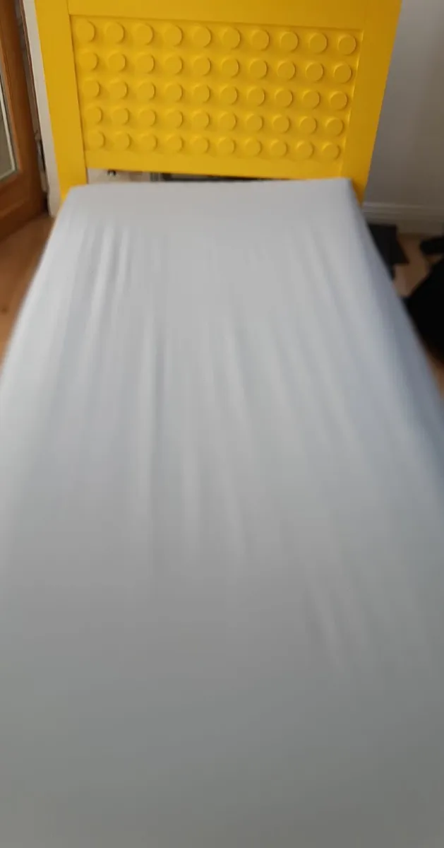 Bed - Image 3