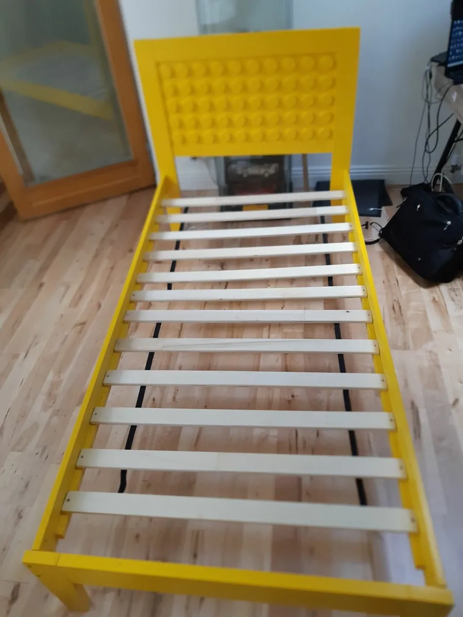 Bed - Image 2