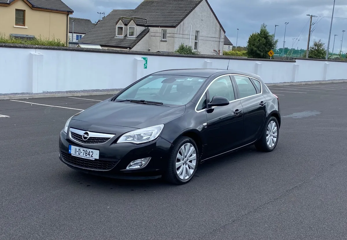 11 Astra 1.3 Diesel. Nct 06.26 & Tax 01.26. - Image 3