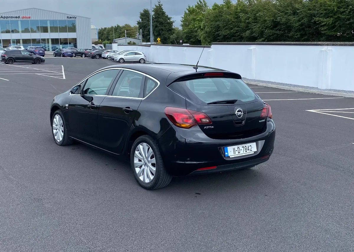 11 Astra 1.3 Diesel. Nct 06.26 & Tax 01.26. - Image 4