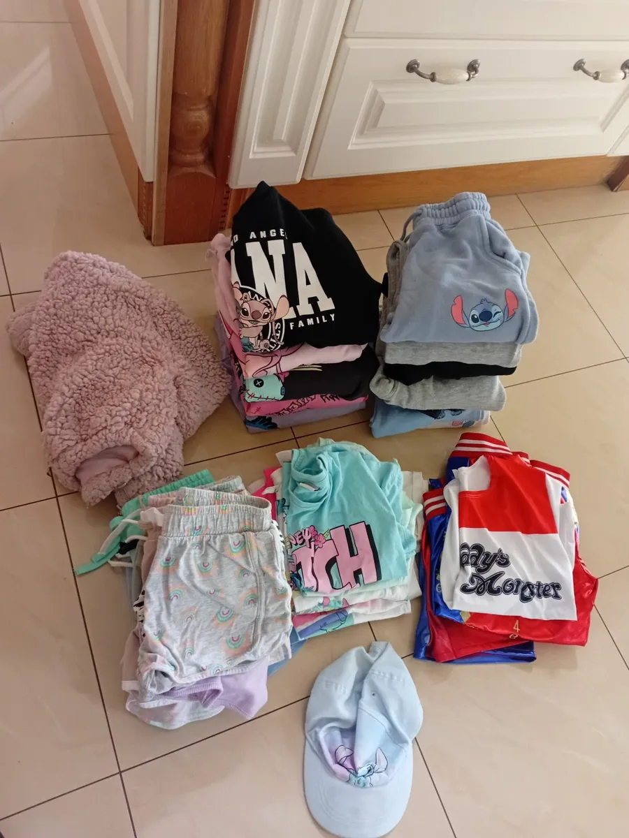 Clothes clothes age 8-9 and 9-10