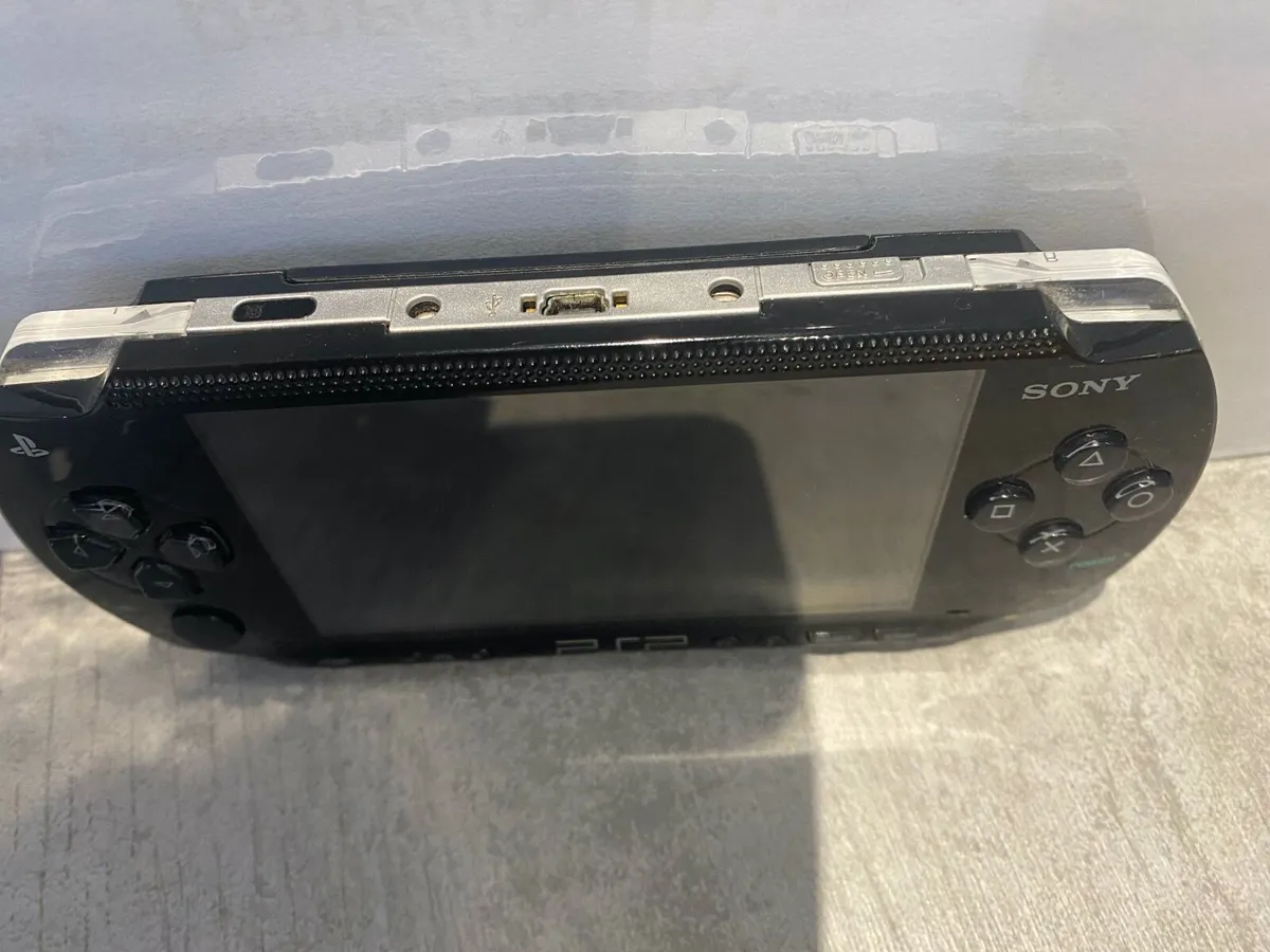 sony psp hand handle console - Image 2