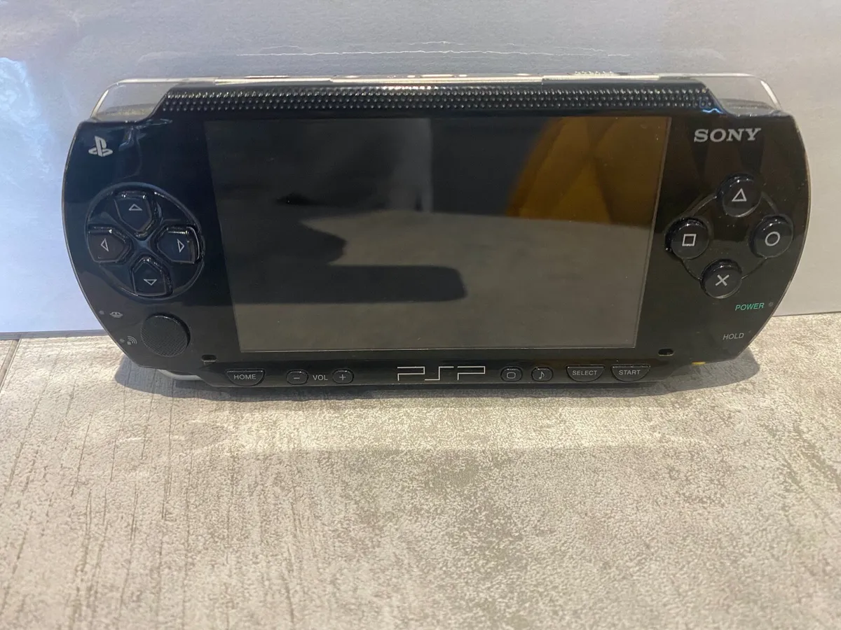 sony psp hand handle console - Image 1