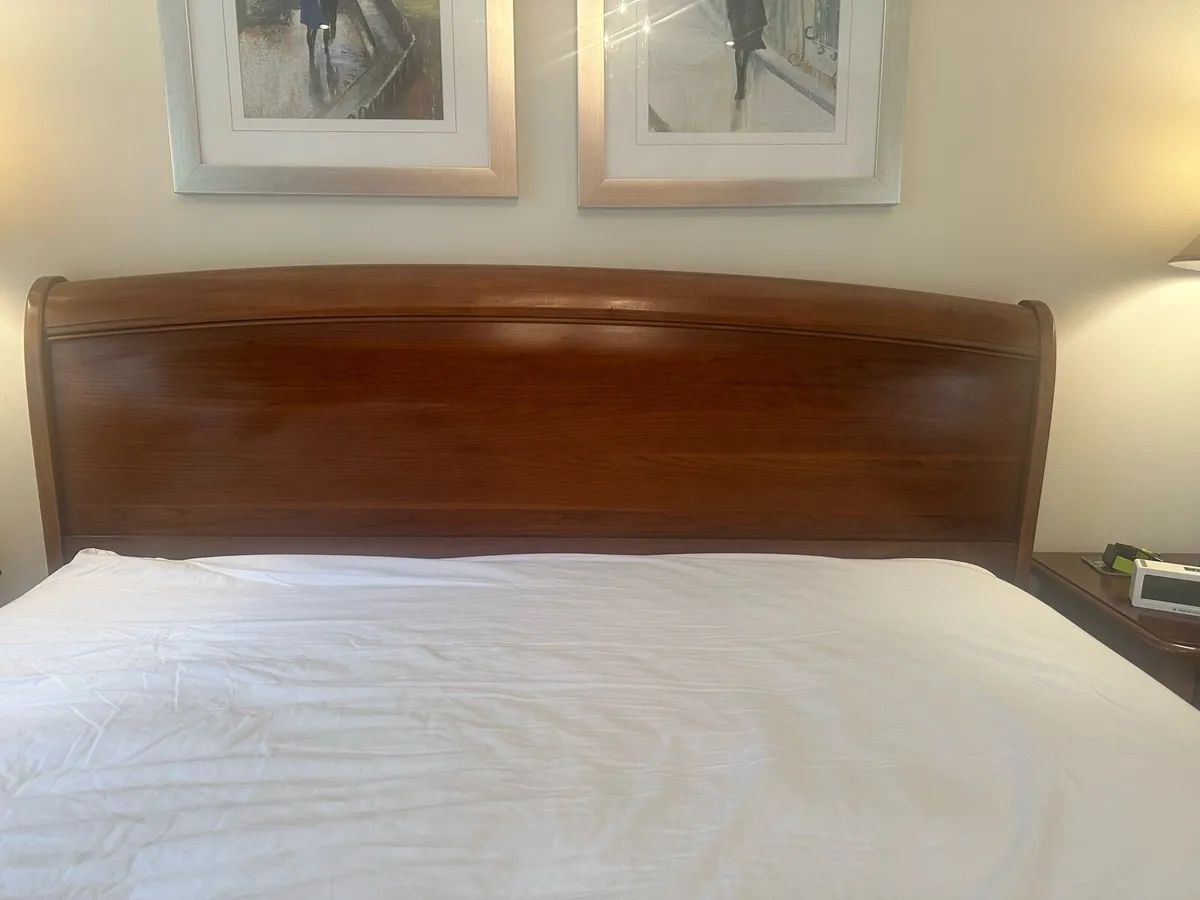 Willis & Gambier Lille king size headboard - Image 2