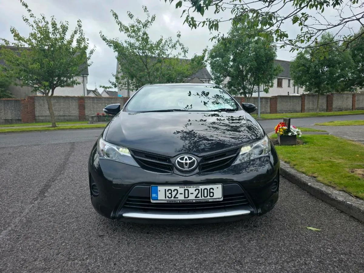 Toyota Auris 1.3 petrol ( NCT and Tax ) - Image 3