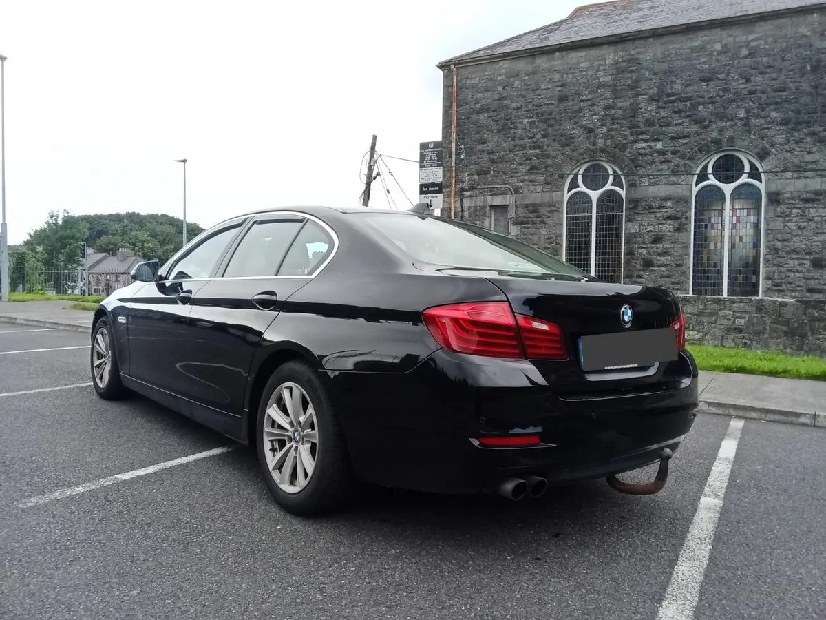 BMW 5-Series 2013 - Image 2