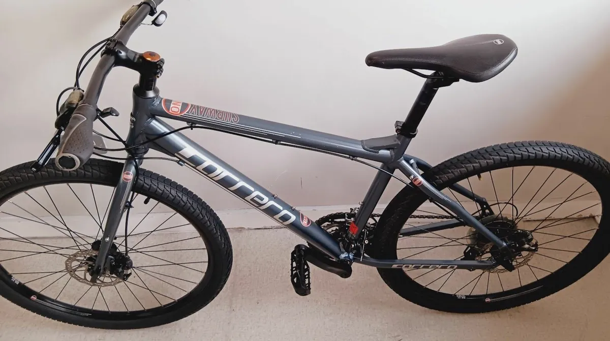Carrera Subway Hybrid Bike  (serviced) - Image 1