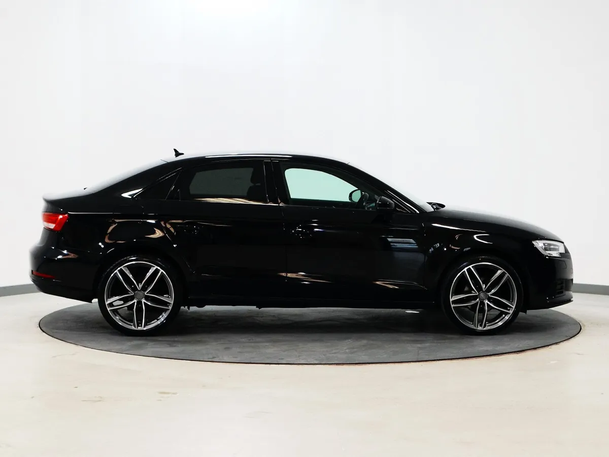 *48* 2019 Audi A3 1.6TDI SPORT - Image 3