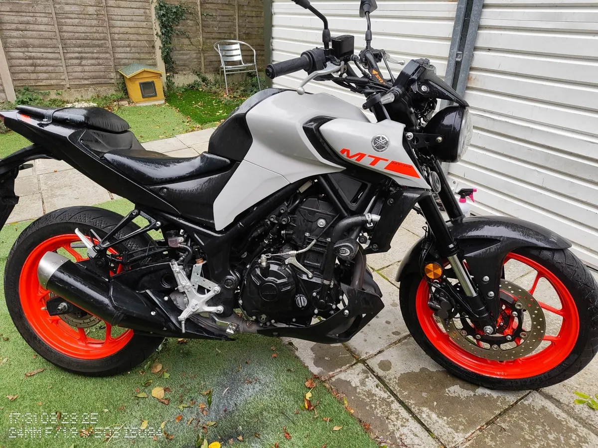 YAMAHA MT 03 A2 - Image 4