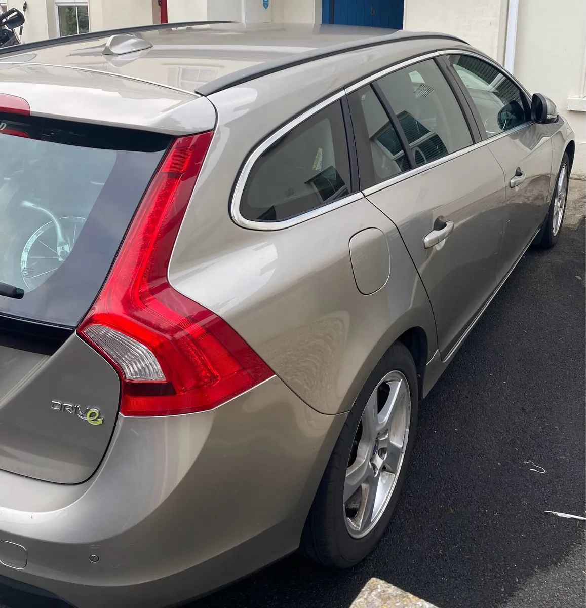 Volvo V60 2012 1.6d - Image 4
