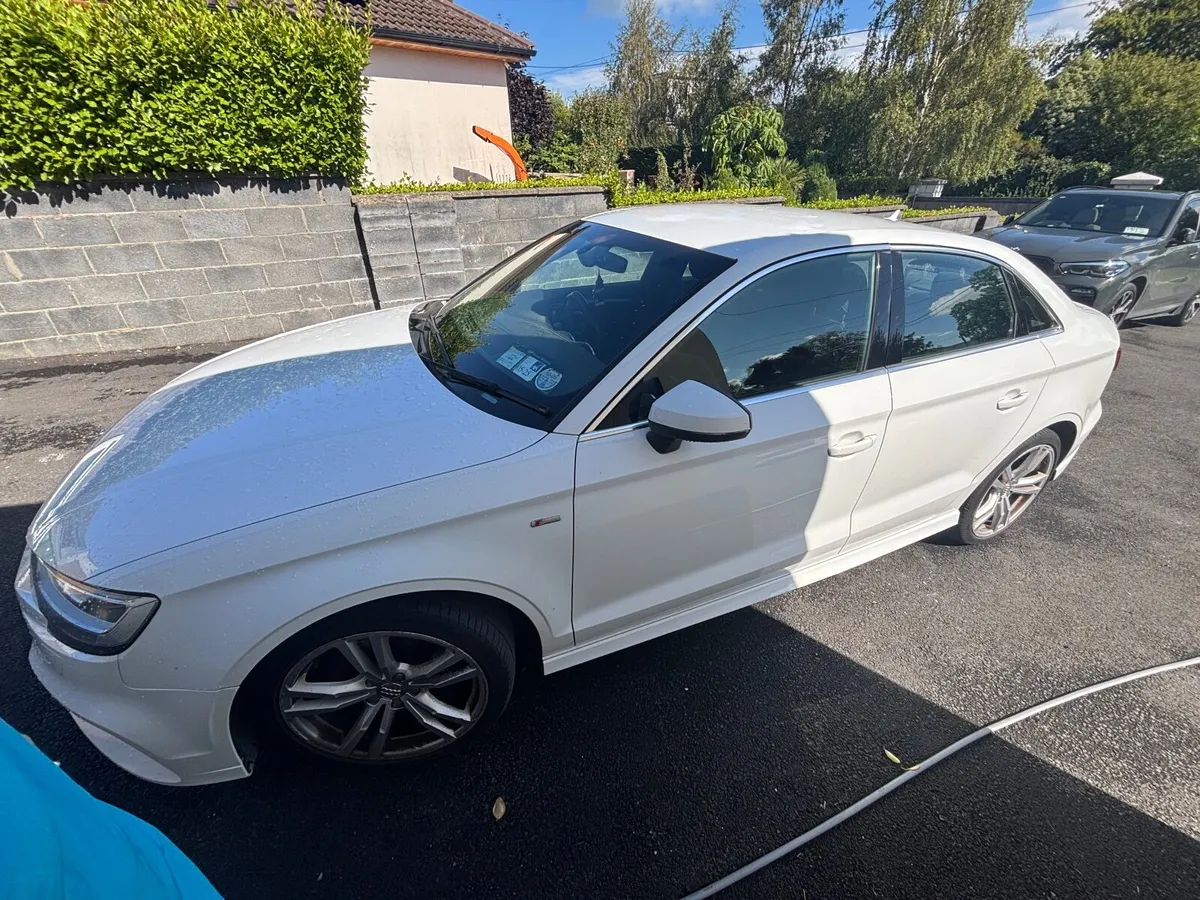 Audi A3 2017 - Image 2