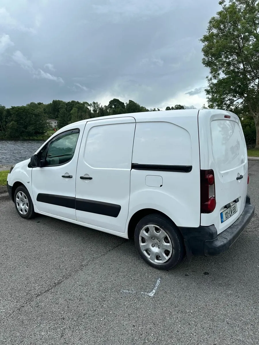 Peugeot Partner - Image 4