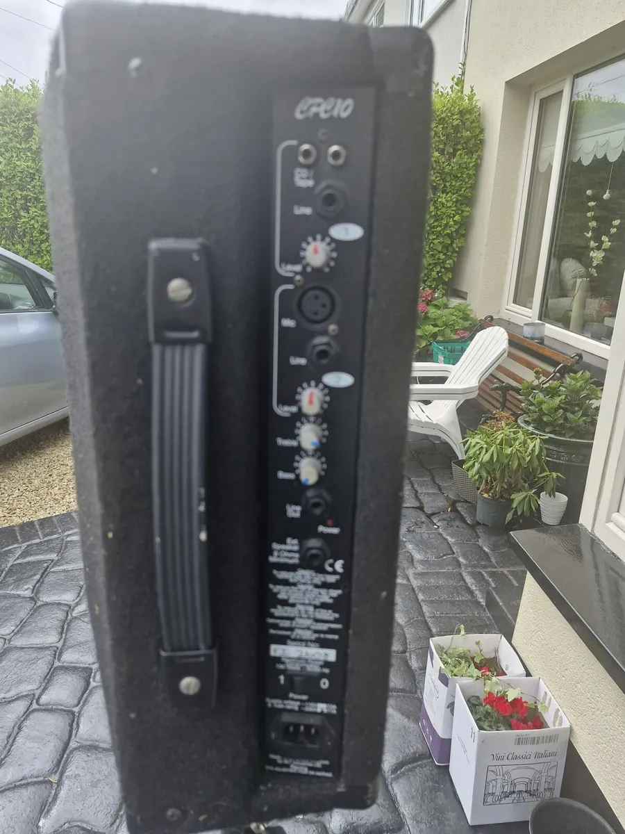 Speaker - Image 1