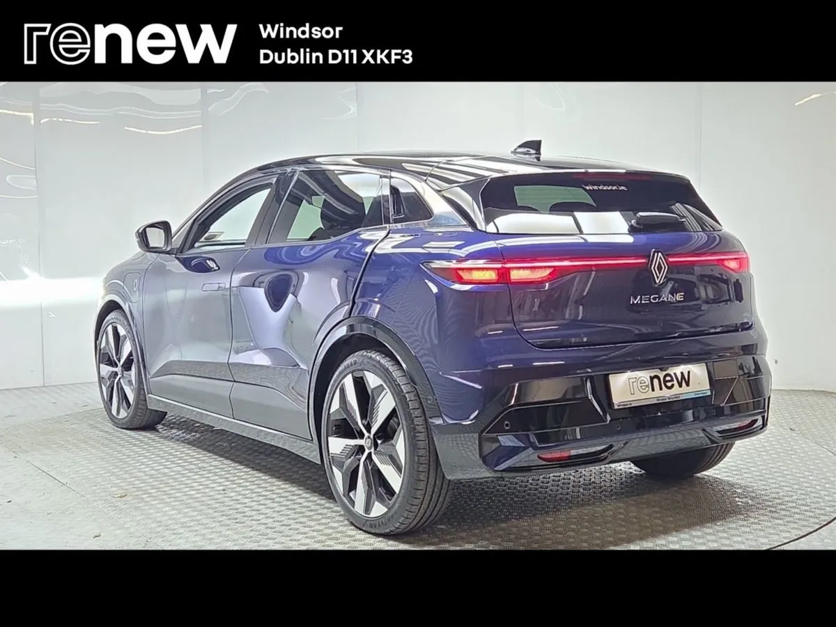 Renault Megane E-Tech Ev60 220hp Techno - Image 4