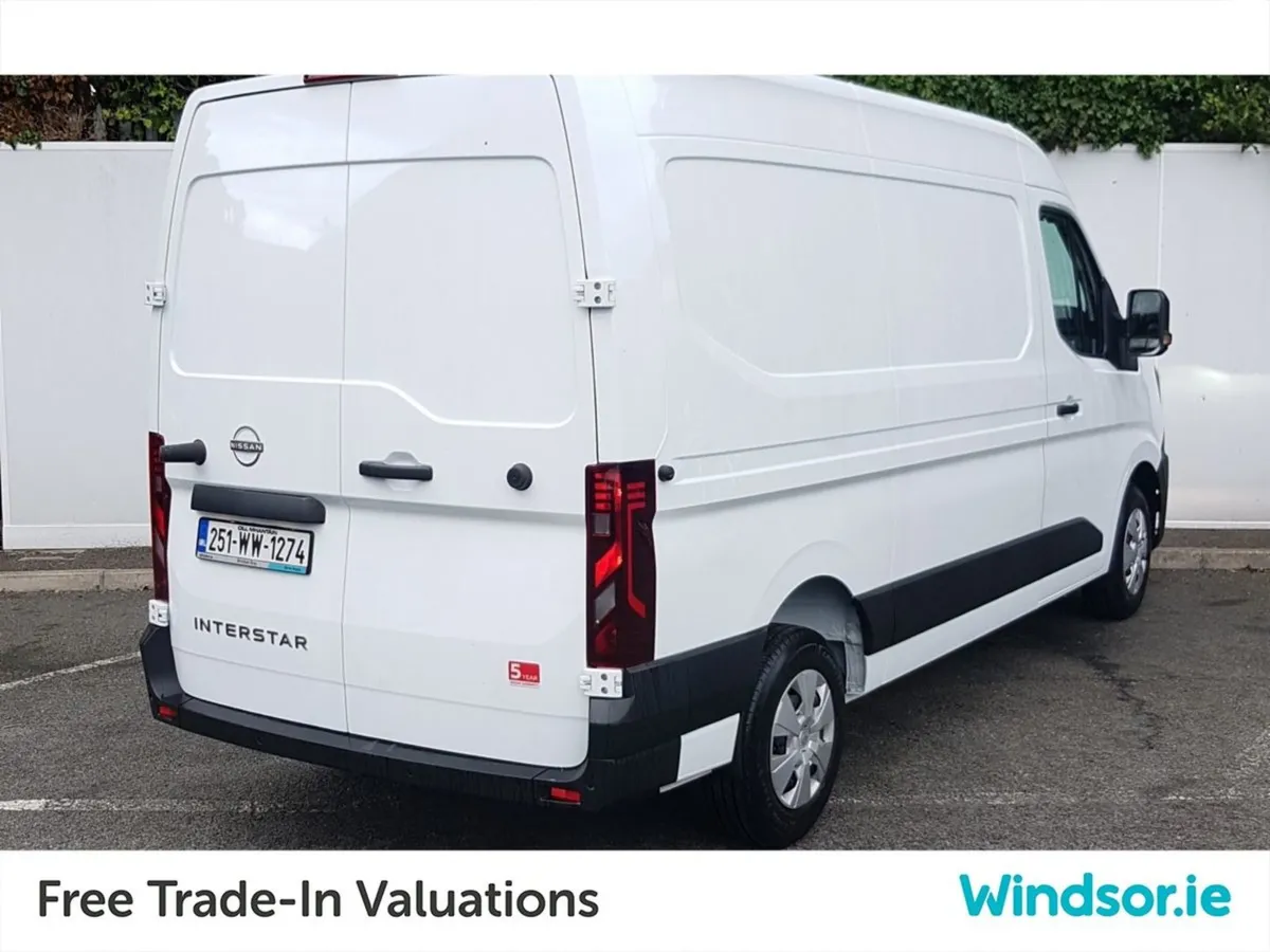 Nissan Interstar L2h2 FWD 150 SV - Image 3