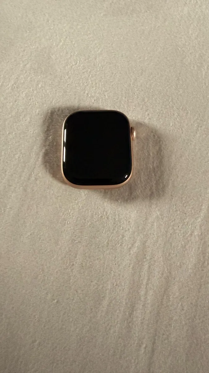 Apple watch series 10 42mm(2 months old) - Image 1