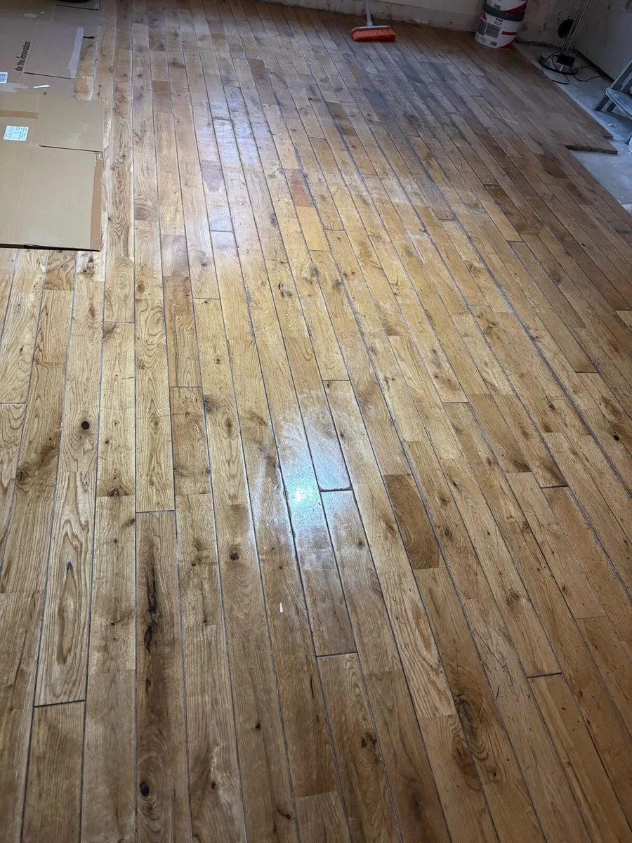 Floor - Image 2