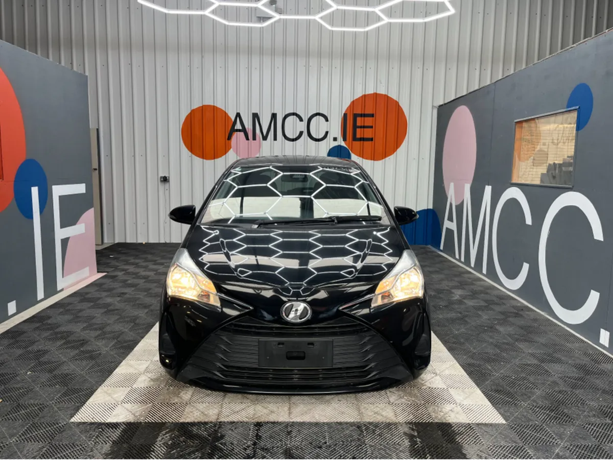 Toyota Vitz 1.0 PETROL / 81k KMs / REVERSE CAMERA - Image 3