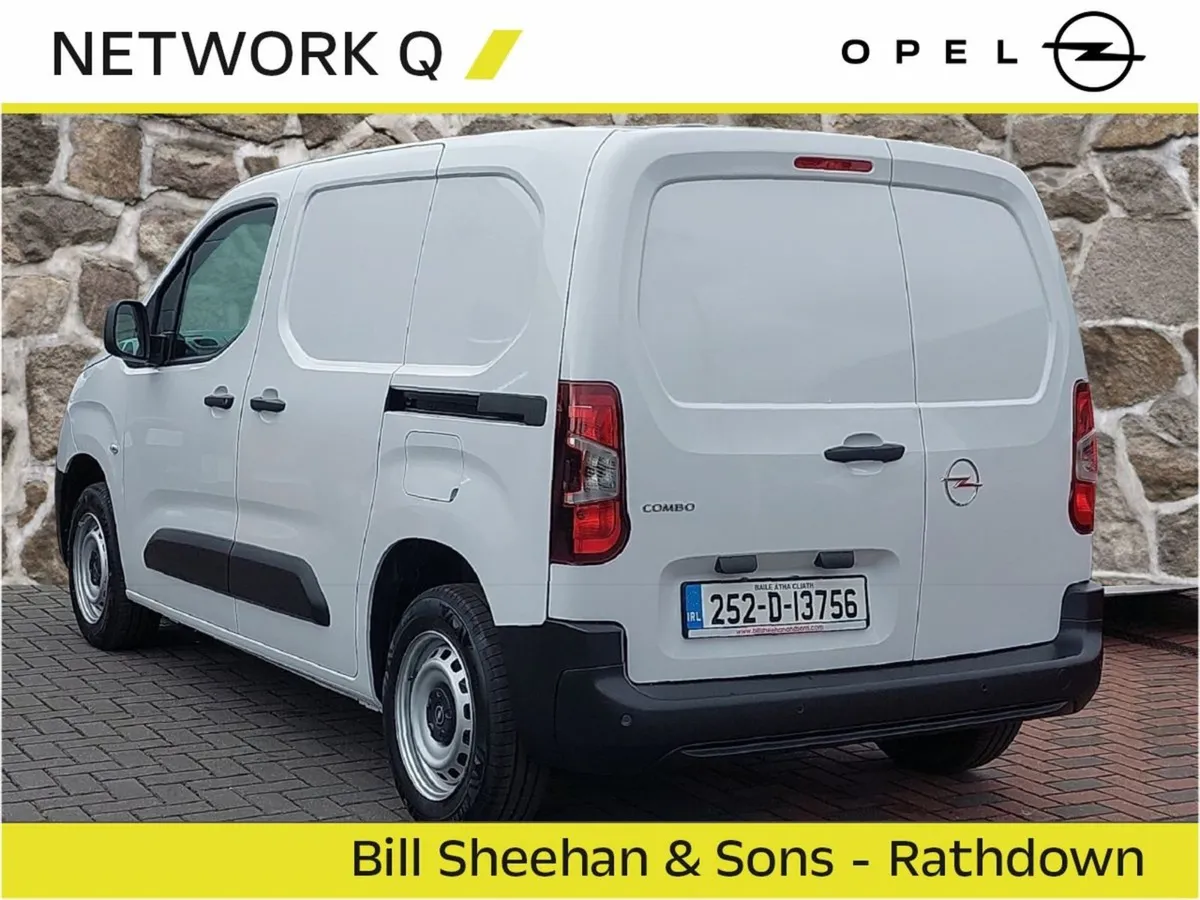 Opel Combo Komfort 3 Seater 100 p/s - Image 4