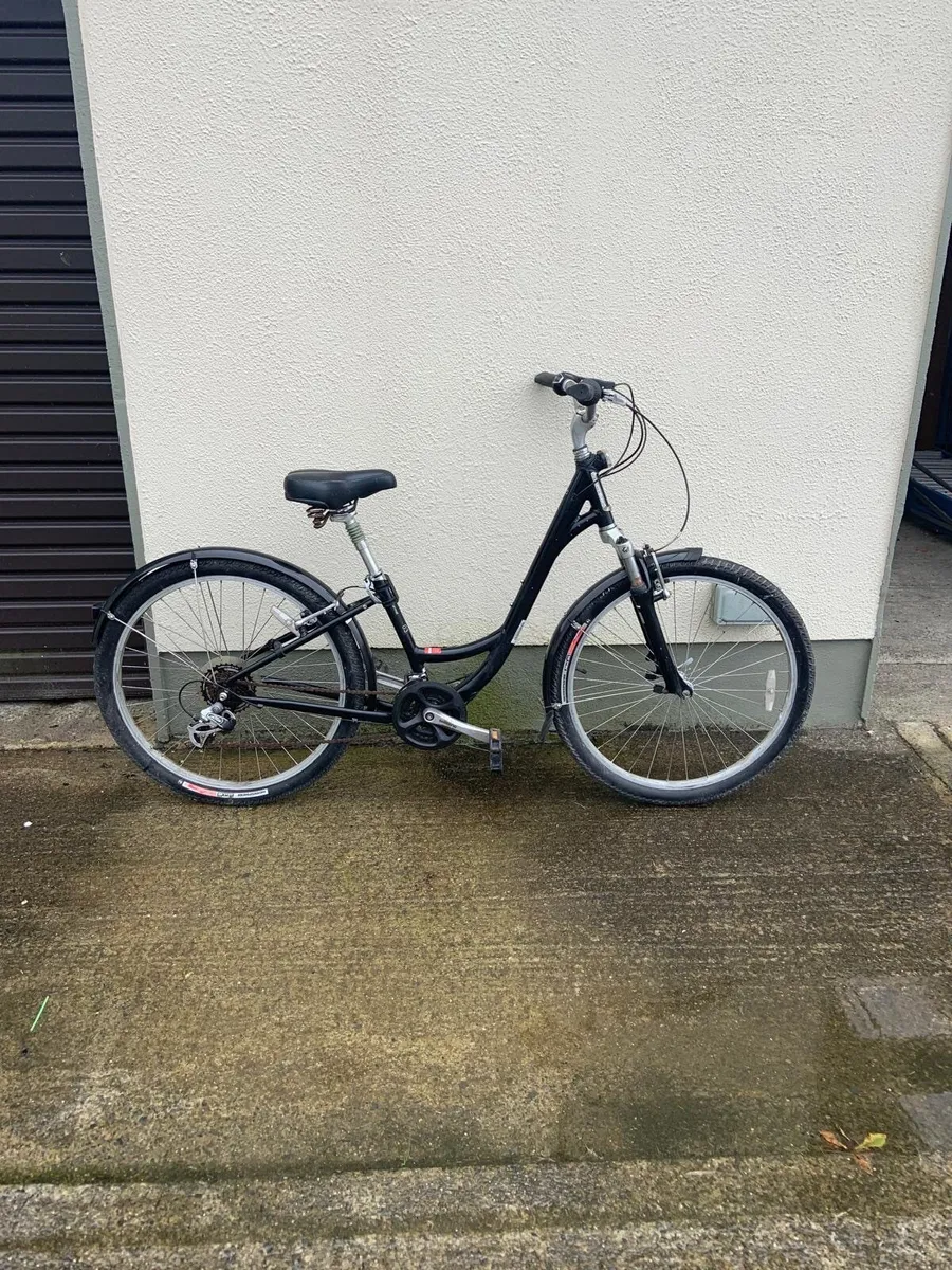 Bicycle - very comfortable and in good condition - Image 4
