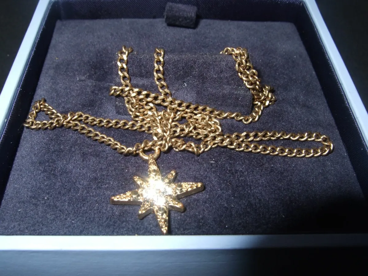 Vintage Hallmarked 9ct Necklace & 'Star' Charm - Image 4