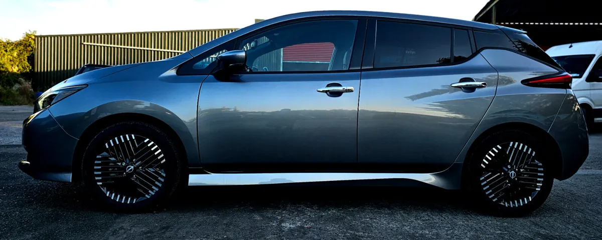 🔥 2024 Nissan LEAF SVE Tekna, Top Spec - Image 4
