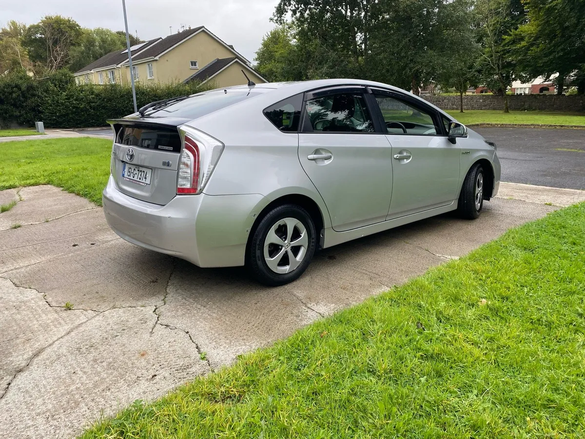 ‘15 Pruis, nct 8/26, tax 10/25, FSH - Image 3