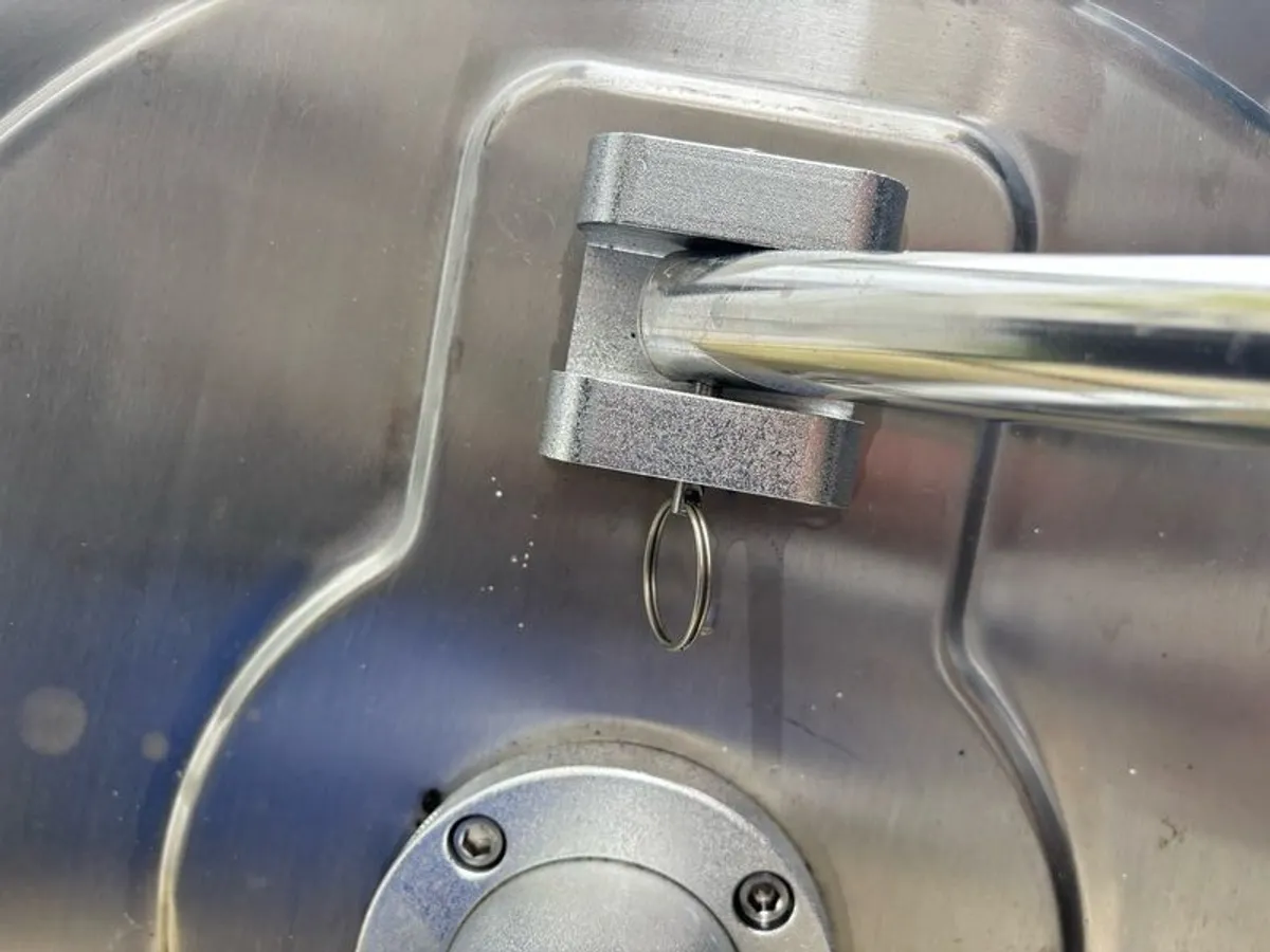 Brand New 22" Surface cleaner - Image 2