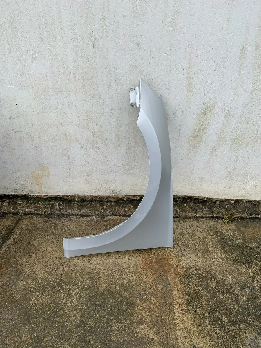 Car parts - Image 2