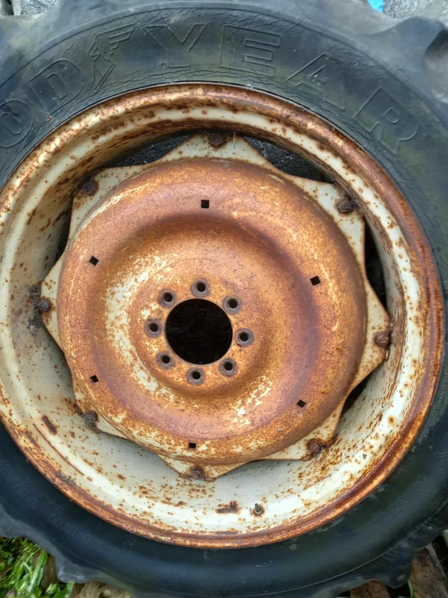 Tractor rims - Image 1
