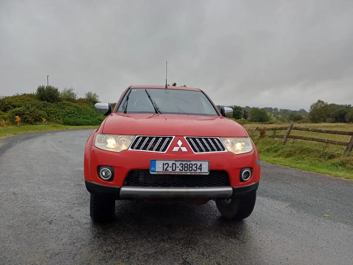 Mitsubishi L200 DOUBLE CAB OTHER 2.5 DID AUTOMATIC - Image 2