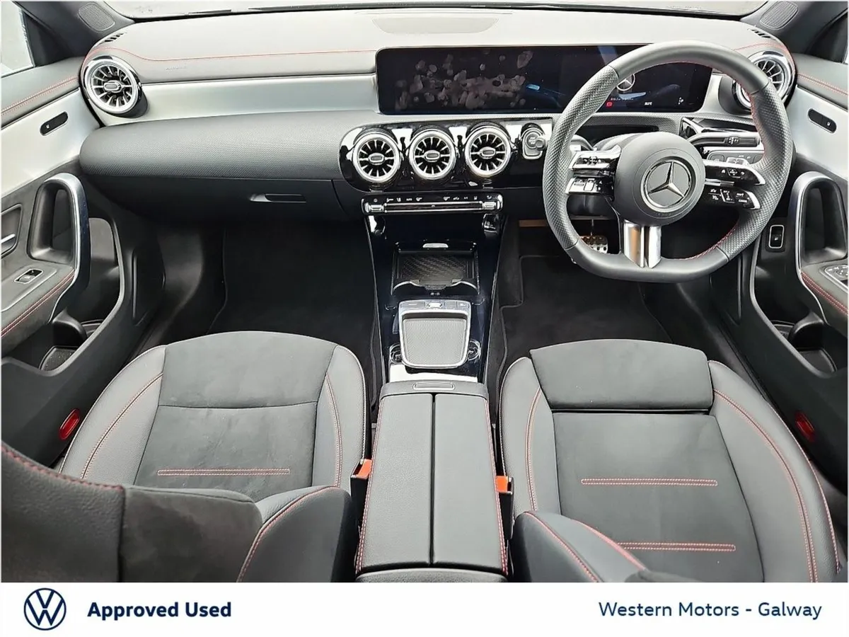 Mercedes-Benz CLA Cla 250 AMG Line Executive Phev - Image 2