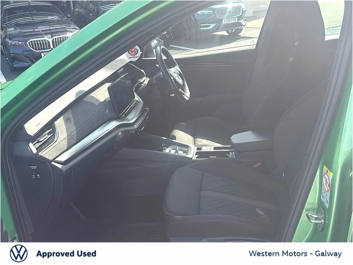 Skoda Octavia RS - Fantastic Colour  Matrix LED L - Image 4