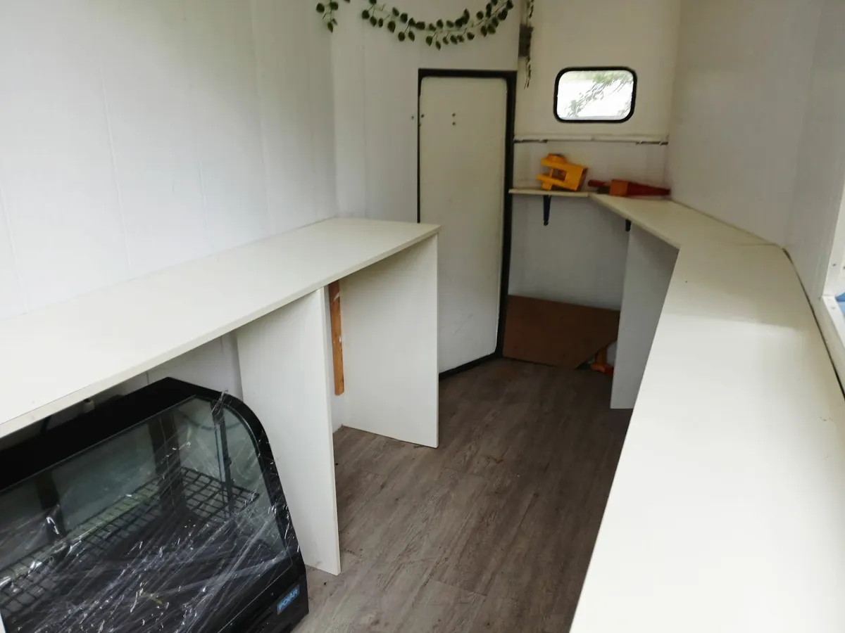 Horsebox - Image 1