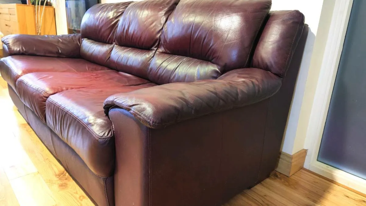 FREE 3 Seater Sofa - Image 2