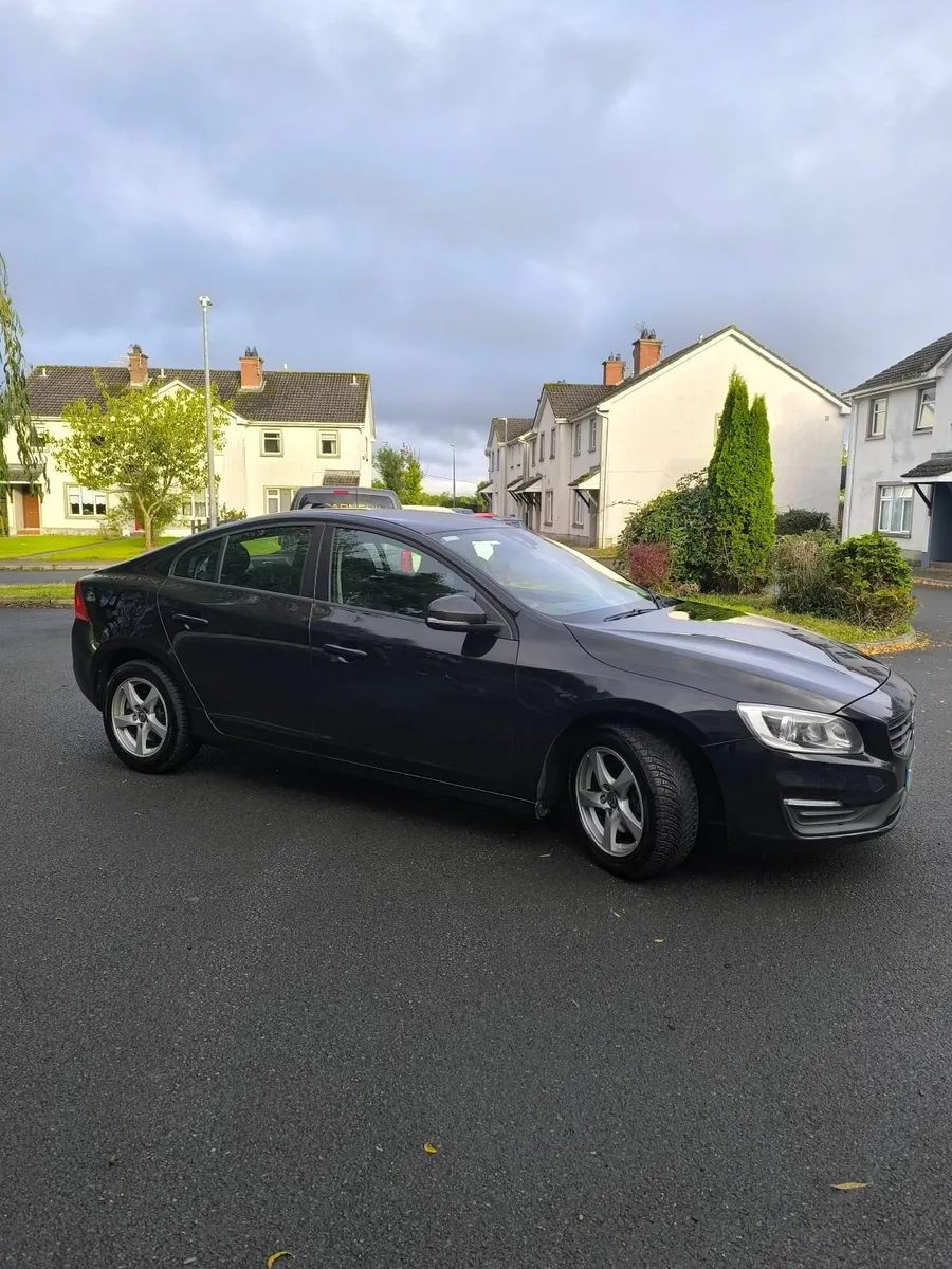 Volvo S60 2015 - Image 3